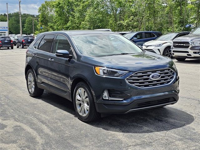 2023 Ford Edge Titanium