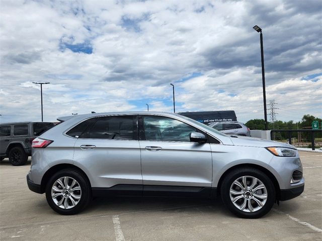 2023 Ford Edge Titanium