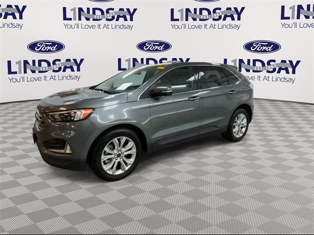 2023 Ford Edge Titanium