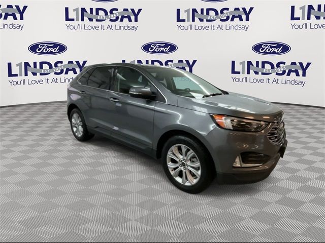 2023 Ford Edge Titanium