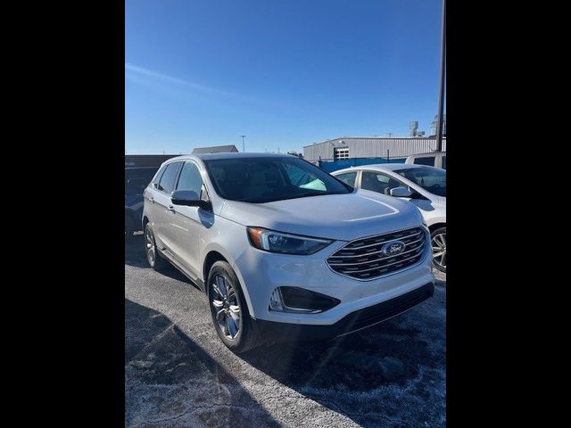2023 Ford Edge Titanium