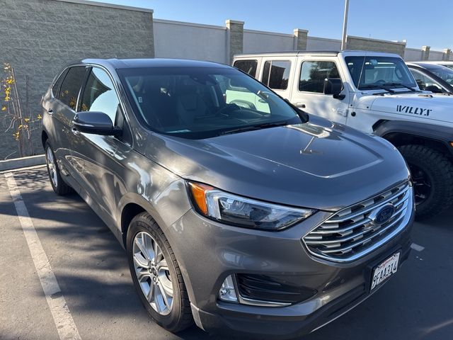 2023 Ford Edge Titanium