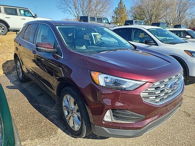 2023 Ford Edge Titanium