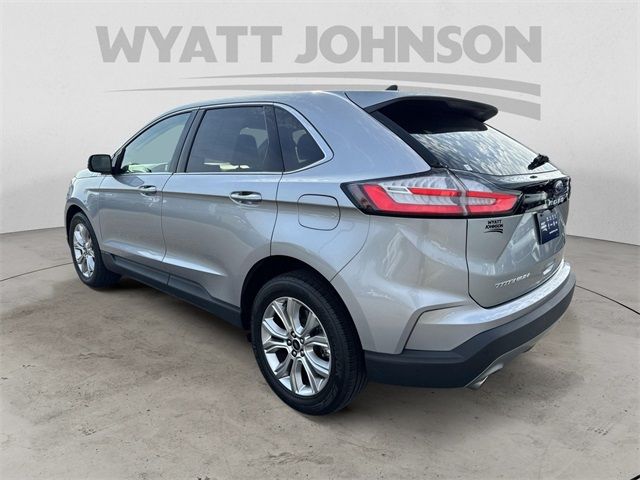 2023 Ford Edge Titanium