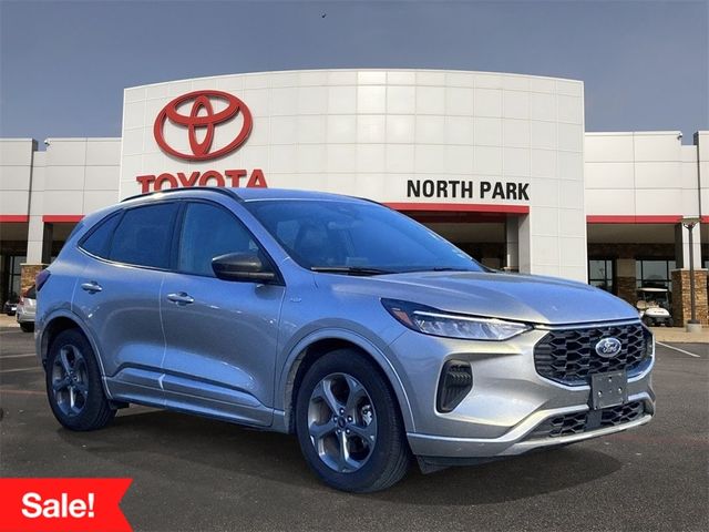 2023 Ford Escape ST-Line