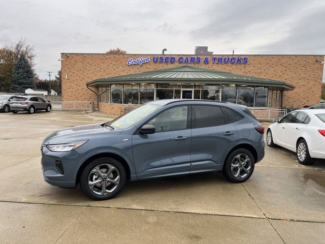 2023 Ford Escape ST-Line