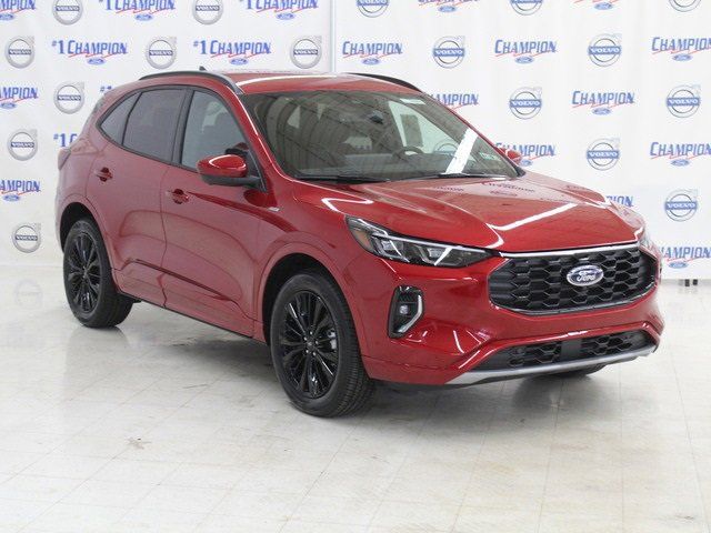 2023 Ford Escape ST-Line Elite