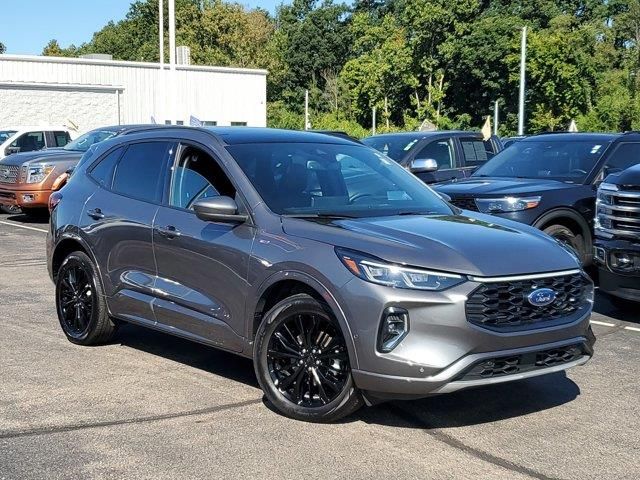 2023 Ford Escape ST-Line Elite