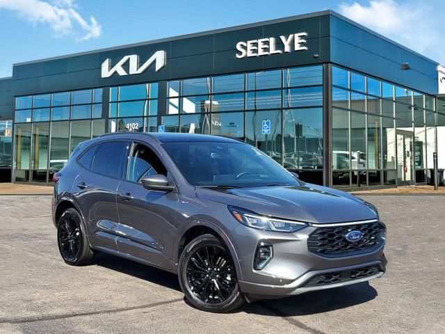 2023 Ford Escape ST-Line Elite