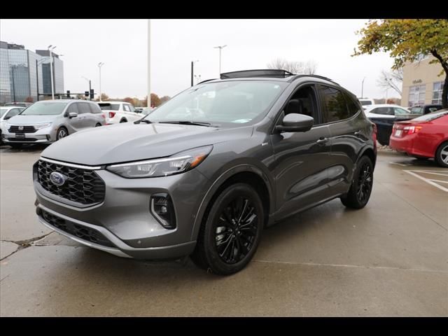 2023 Ford Escape ST-Line Elite