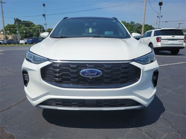 2023 Ford Escape ST-Line Elite