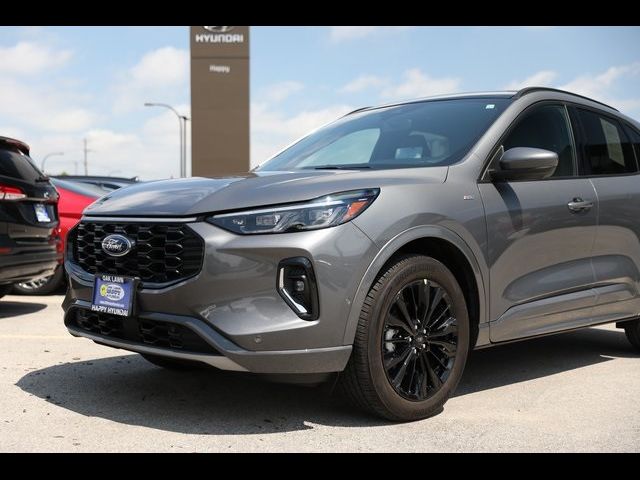 2023 Ford Escape ST-Line Elite