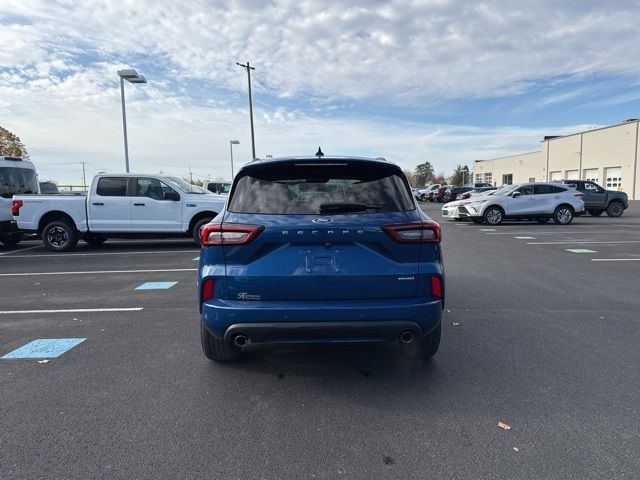 2023 Ford Escape ST-Line Elite