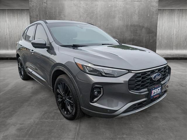 2023 Ford Escape ST-Line Elite