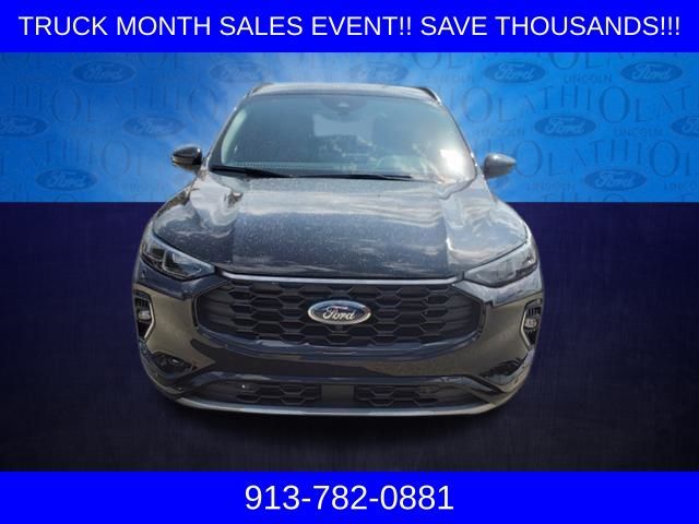 2023 Ford Escape ST-Line Elite