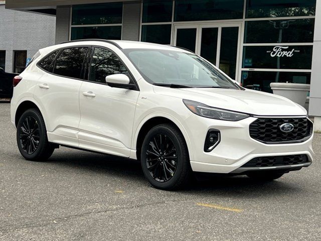 2023 Ford Escape ST-Line Elite