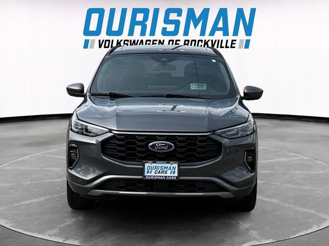 2023 Ford Escape ST-Line Elite