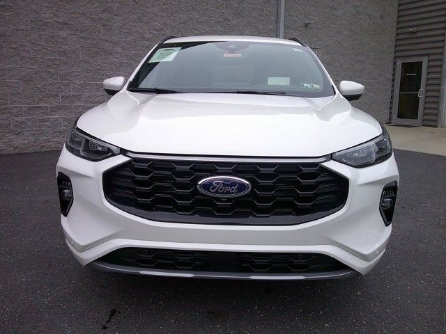 2023 Ford Escape ST-Line Elite