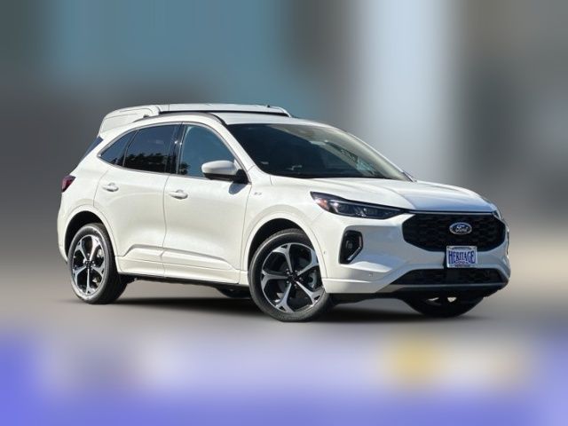 2023 Ford Escape ST-Line Elite