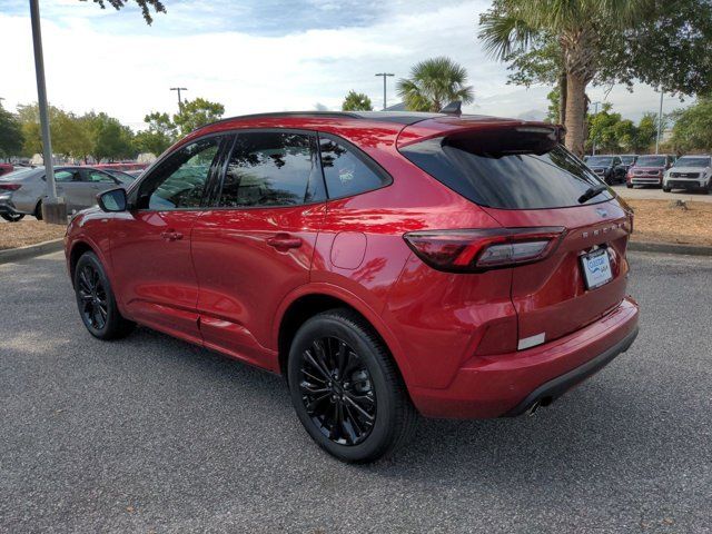 2023 Ford Escape ST-Line Elite