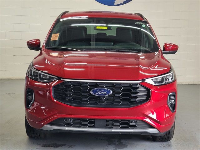 2023 Ford Escape ST-Line Elite