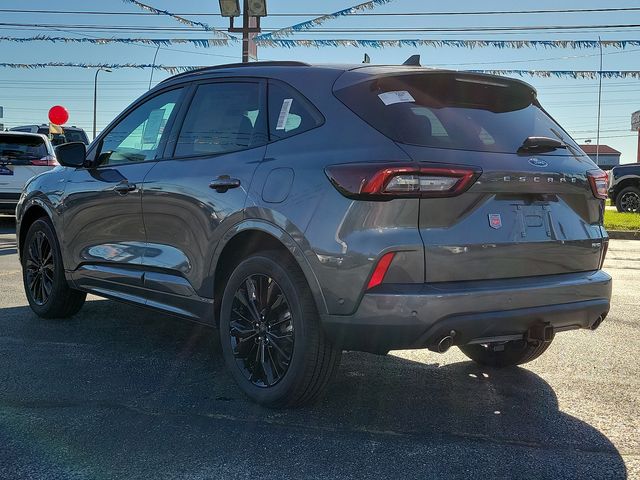 2023 Ford Escape ST-Line Elite