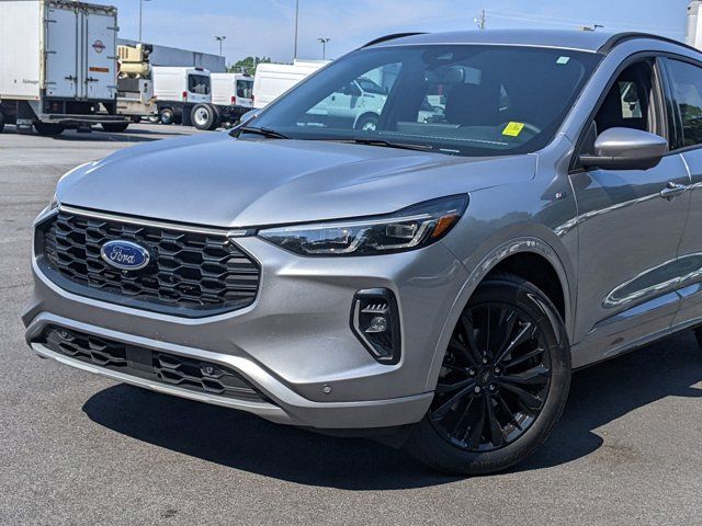 2023 Ford Escape ST-Line Elite