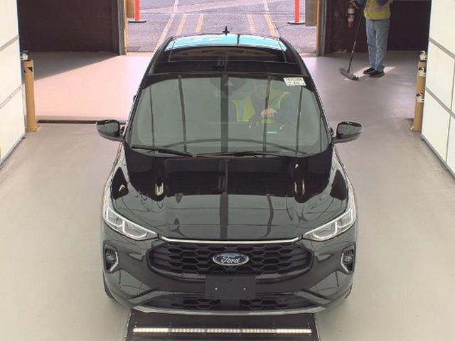 2023 Ford Escape ST-Line Elite