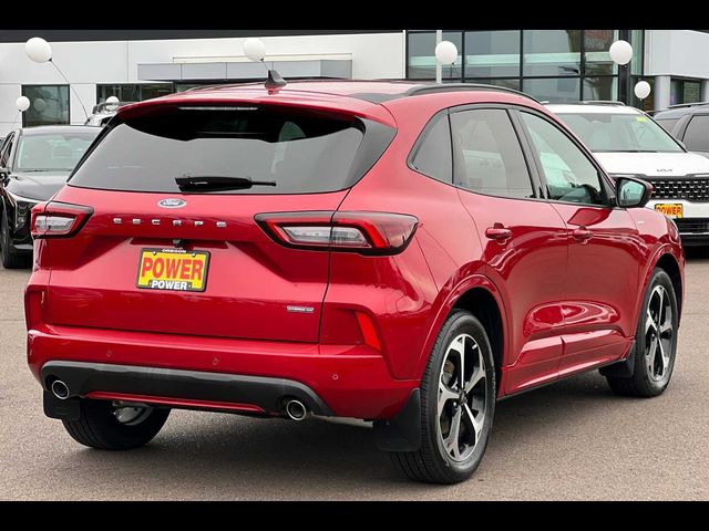 2023 Ford Escape ST-Line Elite