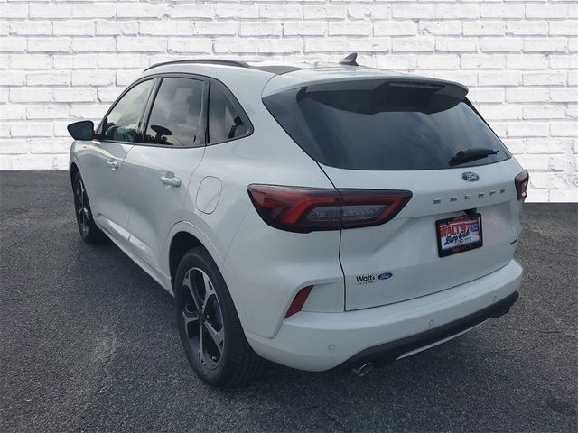 2023 Ford Escape ST-Line Elite