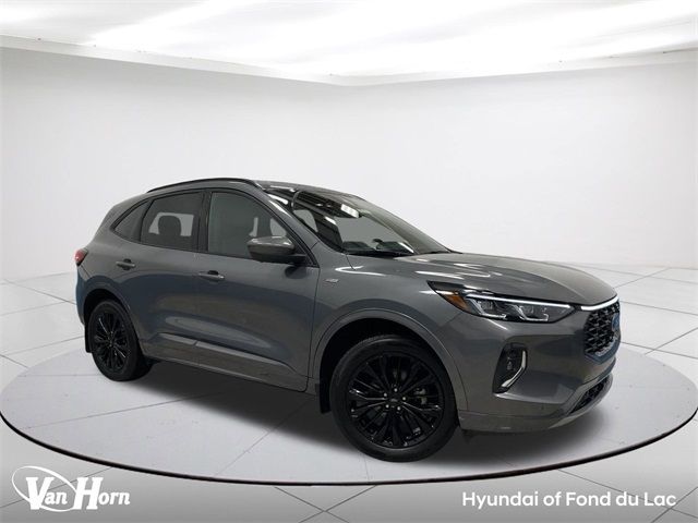 2023 Ford Escape ST-Line Elite