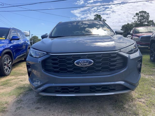 2023 Ford Escape ST-Line Elite