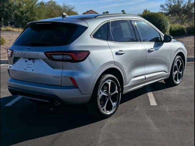 2023 Ford Escape ST-Line Elite