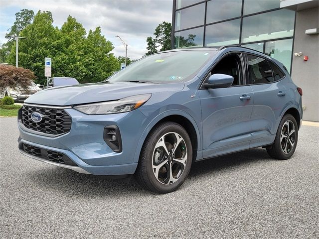 2023 Ford Escape ST-Line Select