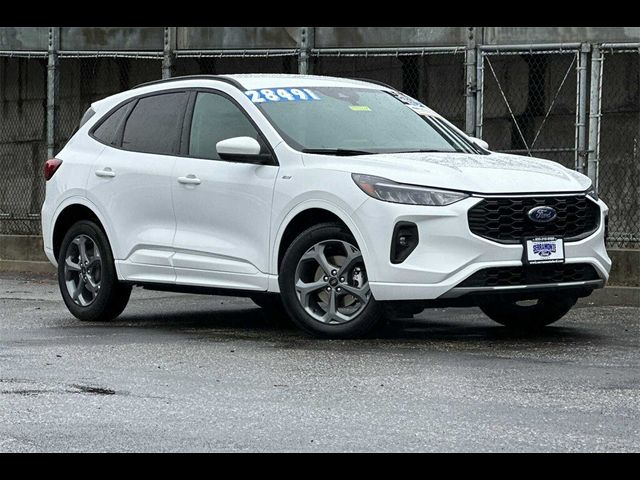 2023 Ford Escape ST-Line Select