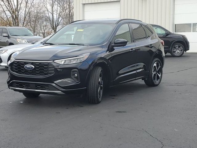 2023 Ford Escape ST-Line Select