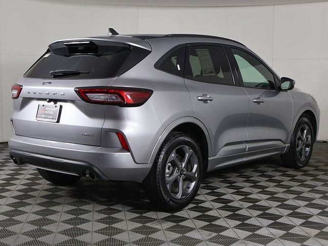 2023 Ford Escape ST-Line Select