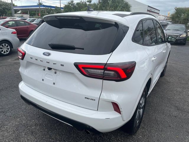 2023 Ford Escape ST-Line