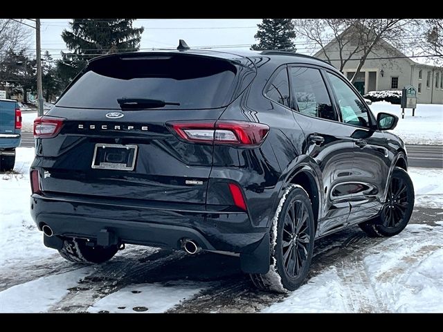 2023 Ford Escape ST-Line Elite