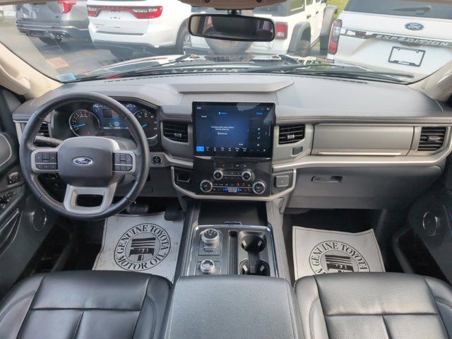 2023 Ford Expedition XLT