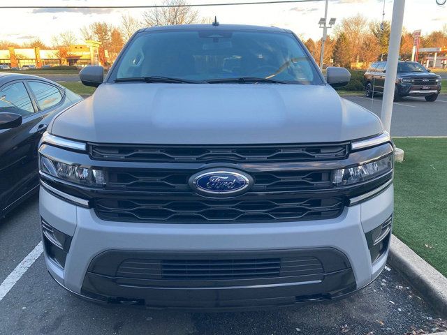 2023 Ford Expedition MAX XLT