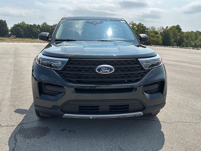 2023 Ford Explorer Base