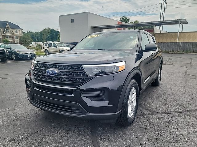 2023 Ford Explorer Base