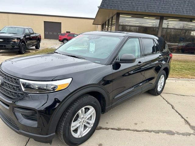 2023 Ford Explorer Base