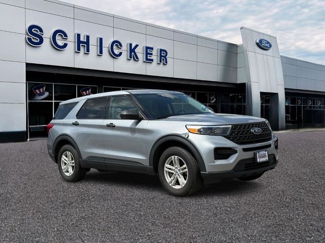 2023 Ford Explorer Base