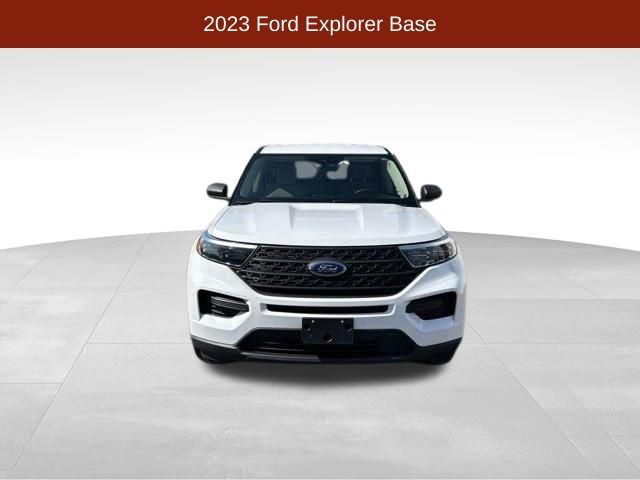 2023 Ford Explorer Base