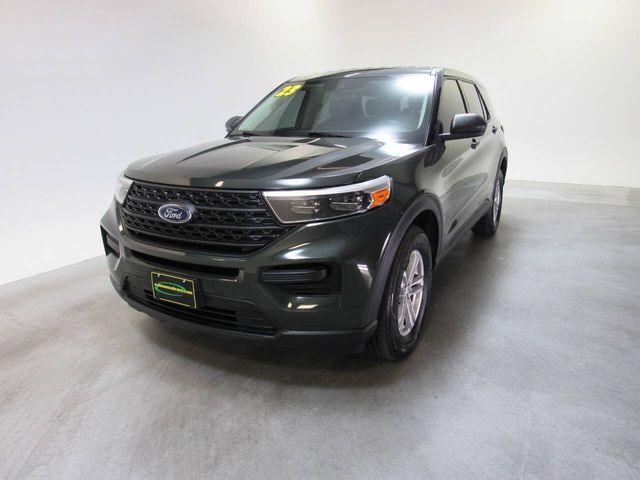 2023 Ford Explorer Base