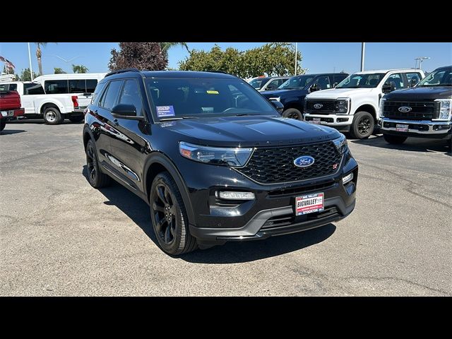 2023 Ford Explorer ST