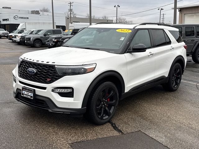 2023 Ford Explorer ST