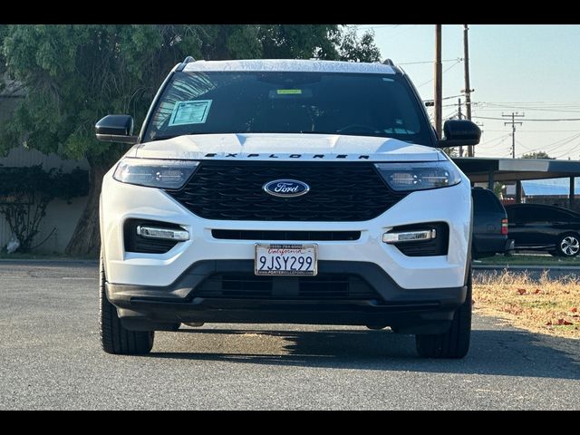 2023 Ford Explorer ST-Line